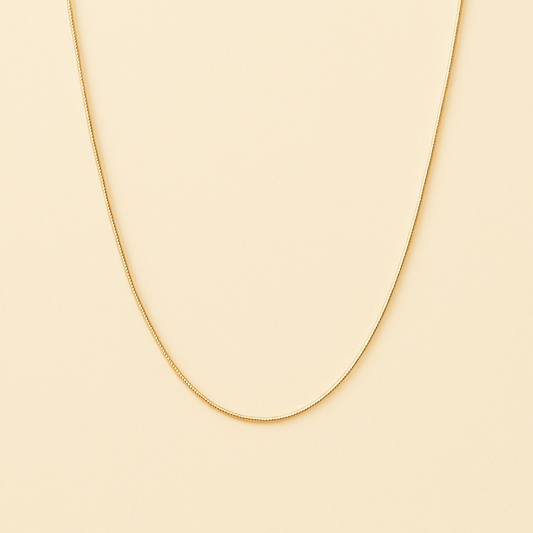 Sleek Gold Chain
